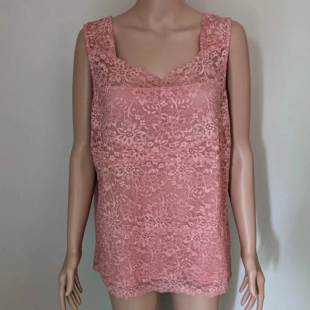 4/$20 Emma James Vintage Pink Sleeveless Lace Top Size 1X